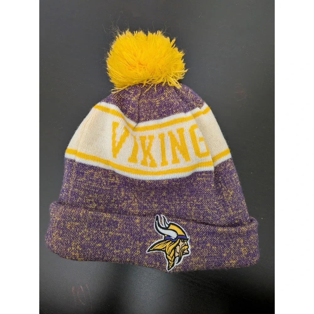 Minnesota Vikings New Era NFL Sideline Fleece Lined Pom Knit hat beanie Youth OS